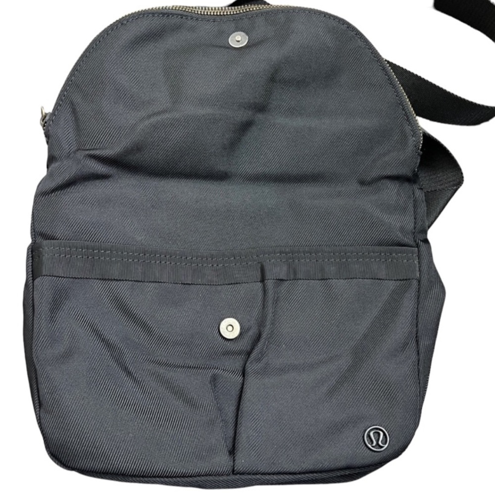 Special Edition! Very Rare! Lululemon Festival Bag II Denim Black - Picture 8 of 14